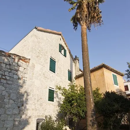 Baguc Bed and Breakfast 4*